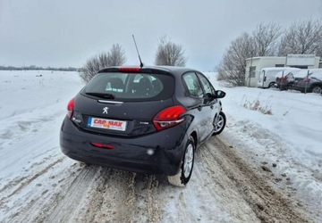 Peugeot 208 I Hatchback 5d Facelifting 1.2 PureTech 82KM 2017 Peugeot 208 Winter Edition 1.2 82KM // Nowy rozrząd !!!, zdjęcie 12
