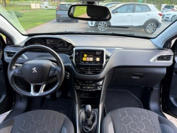 Peugeot 2008 I SUV Facelifting 1.6 BlueHDi 99KM 2018 Peugeot 2008 1.6 HDI 99 KM Climatronic CarPlay, zdjęcie 8