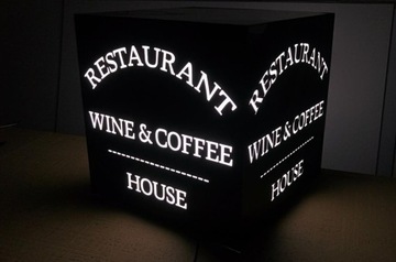 Sześcienny KASETON plexi podświetlany LED KWADRAT