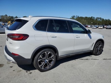 BMW X5 G05 2023 BMW X5 xDrive40i 2023 3.0l 3.0 Benzyna 375KM, zdjęcie 3