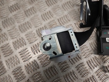 Tesla S 2458529AC Ремни безопасности задние правые