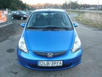 Honda Jazz II 1.4 83KM 2007 Honda Jazz 1.3 83 KM , niski przebieg , ekonomiczne , BEZAWARYJNE, zdjęcie 1