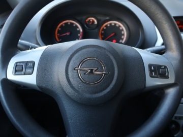 Opel Corsa D Hatchback 5d Facelifting 1.2 Twinport ECOTEC 70KM 2013 Opel Corsa 1.2 , Klima, zdjęcie 11