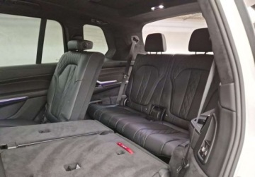 BMW X7 SUV Facelifting 3.0 40d 352KM 2025 BMW X7 BMW X7 xDrive40d M Sport Biala Perla 352 KM G07 2025 3.0, zdjęcie 18