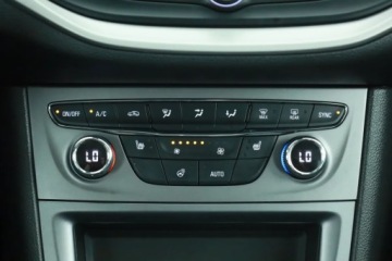 Opel Astra K Sportstourer Facelifting 1.2 Turbo 145KM 2021 Opel Astra 1.2 Turbo, Salon Polska, Serwis ASO, zdjęcie 9