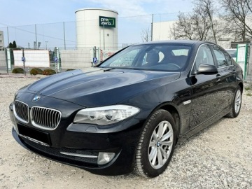 BMW Seria 5 F10-F11 Limuzyna 525d 218KM 2012 BMW 525 NAVI PDC Climatronic, zdjęcie 1