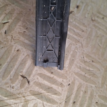 ZÁSLEPKA STŘEŠNÍ NOSIČ PRAVÁ MITSUBISHI LANCER VIII X