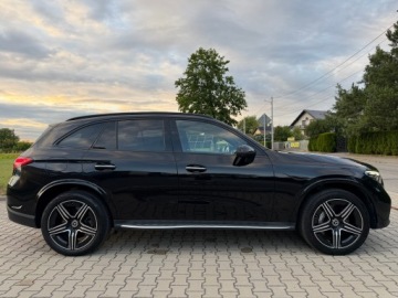 Mercedes GLC C254/X254 SUV Plug-In 2.0 400e 381KM 2023 MERCEDES-BENZ GLC 400e 4MATIC 381KM | AMG | PolskiSalon | PakietGwarancyjny, zdjęcie 8