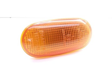 PRAVÝ SMĚROVKA BLATNÍKU MITSUBISHI COLT IV (CA_A) 1132216 1.3L