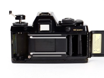 CONTAX 139 КВАРЦЕВЫЙ КОРПУС SLR