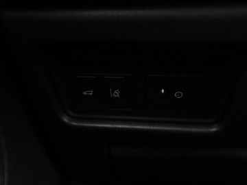 Land Rover Discovery Sport SUV 2.0 TD4 150KM 2018 Land Rover Discovery Sport 2.0Td4 SE AWD, zdjęcie 33