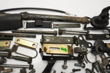 YAMAHA FZS FAZER 600 02-03 БОЛТЫ ВИНТЫ