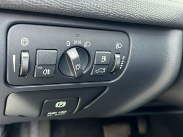 Volvo XC60 I SUV 2.0 D3 163KM 2011 Volvo XC 60 Ocean Drive Zarejestrowany Automat, zdjęcie 11