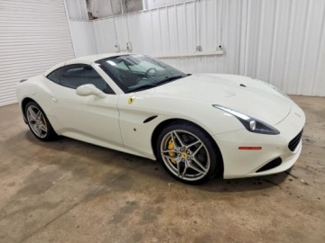 Ferrari California 2015 Ferrari California T 2015r., CALIFORNIA T, 3.9L, od ubezpieczalni 3.9 560KM, zdjęcie 2