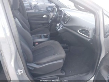 Chrysler Pacifica II 2021 Chrysler Pacifica Touring 2021 3.6l 3.6 Benzyna 287KM, zdjęcie 9