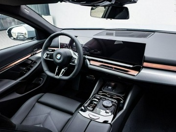BMW Seria 5 G90-91 2025 BMW 520 Sedan - Dostępny od ręki!, zdjęcie 16