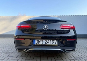 Mercedes Klasa E W213 Coupe Facelifting 2.0 E220d 194KM 2020 Mercedes-Benz Klasa E Mercedes-Benz Klasa E 220 d 9G-TRONIC AMG Line 2.0, zdjęcie 14