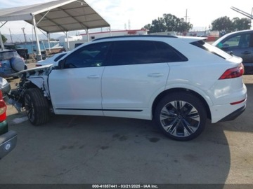 Audi Q8 2024 Audi Q8 Premium Plus 55 Tfsi Quattro 2024 3.0l 3.0 Benzyna 335KM, zdjęcie 2