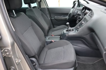 Peugeot 5008 I Minivan 2.0 HDi FAP 150KM 2010 Peugeot 5008 2.0 HDI, 7 miejsc, HAK, Klima, zdjęcie 8