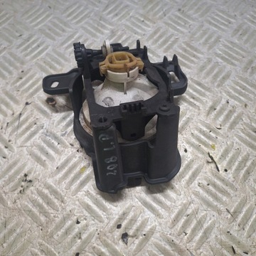 HALOGEN LEVÝ KOŠ PEUGEOT 208