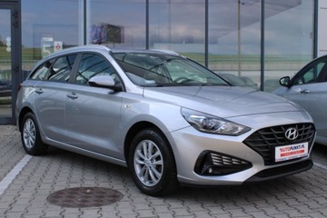 Hyundai i30 III Wagon Facelifting 1.5 DPI 110KM 2022 HYUNDAI i30 CLASSIC PLUS, zdjęcie 1