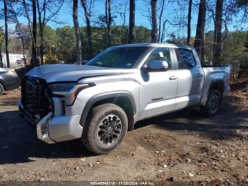 Toyota Tundra II 2024 Toyota Tundra 2024r., SR5, od ubezpieczalni 3.4 Benzyna 389KM, zdjęcie 2
