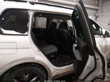 BMW X7 2021 BMW X7 xDrive40i 2021 3.0 Benzyna 335KM, zdjęcie 12