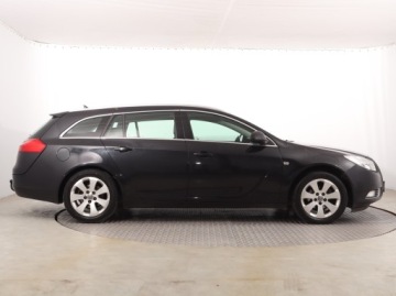 Opel Insignia I Sports Tourer 2.0 CDTI ECOTEC 130KM 2011 Opel Insignia 2.0 CDTI, Navi, Klima, Klimatronic, zdjęcie 5