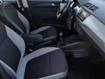 Skoda Fabia III Hatchback 1.2 TSI 110KM 2015 Skoda Fabia 1.2 TSI, Salon Polska, Klima, zdjęcie 8