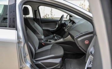 Ford Focus III Kombi Facelifting 1.6 TDCi 115KM 2014 Ford Focus 1,6TDCI 2014 r. Salon PL 1.6 Diesel 115KM, zdjęcie 10