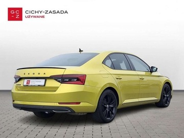 Skoda Superb III Liftback Facelifting 2.0 TSI 190KM 2021 Skoda Superb Sportline 2.0 TSI 190KM DSG FV23 2.0 Benzyna 190KM, zdjęcie 4