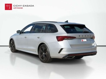 Skoda Octavia IV RS Kombi 2.0 TDI SCR 200KM 2022 Skoda Octavia RS, Keyless, Hak, Matrix, Head-Up, Asystenci 2.0 Diesel 200KM, zdjęcie 2