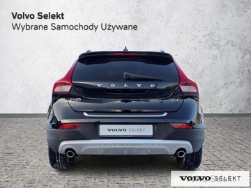 Volvo V40 II Hatchback Facelifting 2.0 D4 190KM 2017 Volvo V40 Salon PL Summum D4 190KM LED Skóra Nawi, zdjęcie 7