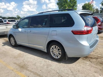 Toyota Sienna III 2017 Toyota Sienna 3.5L, XLE 3.5 Benzyna 296KM, zdjęcie 2