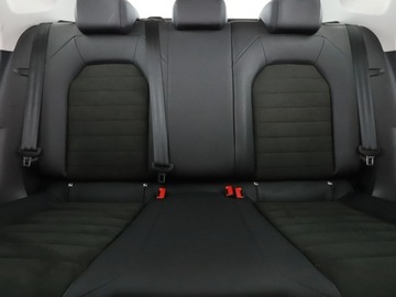 Seat Arona Crossover 1.0 EcoTSI 95KM 2020 Seat Arona Navi Kamera cofania Klimatyzacja, zdjęcie 17
