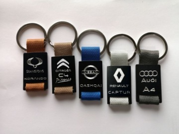 БРЕЛОК TOYOTA NISSAN MAZDA HONDA DACIA MERCEDES VOLVO RENAULT FIAT гравер