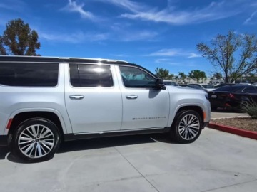 Jeep Wagoneer II 2024 Jeep Grand Wagoneer L Series III 2024 3.0 Benzyna 510KM, zdjęcie 1