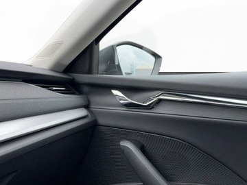 Skoda Octavia IV Scout 1.5 TSI ACT 150KM 2022 Skoda Octavia Virtual Cockpit, tempomat, kamera cofania 1.5 Benzyna 150KM, zdjęcie 27