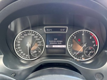 Mercedes Klasa A W176 Hatchback 5d 1.5 180 CDI BlueEFFICIENCY 109KM 2012 Mercedes-Benz Klasa A 1.5 diesel 109 KM 6 biegow zarej w PL zadbany mo, zdjęcie 11