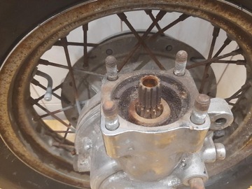 YAMAHA XV 535 VIRAGO ОБОД КОЛЕСА РАЗНАЯ ПЕРЕДАЧА