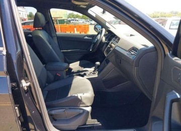 Volkswagen Tiguan II 2021 Volkswagen Tiguan 2021, 2.0L, 4x4, SE R-LINE BLACK, od ubezpieczalni 2.0, zdjęcie 9