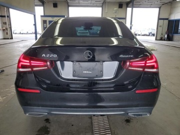 Mercedes Klasa A W177/V177 2022 Mercedes-Benz Klasa A 220 4Matic 2022 2.0L 2.0 Benzyna 188KM, zdjęcie 9