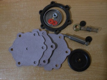 НАКЛАДКИ НА ОБИВКУ ДВЕРЕЙ FSO FIAT 125P НАБОР 10 шт.