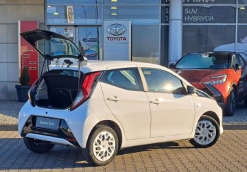 Toyota Aygo II Hatchback 3d Facelifting 1.0 VVT-i 72KM 2021 Toyota Aygo Toyota Aygo 1.0 VVT-i X-play Fv23 Kinto Leasing Benzyna, zdjęcie 5