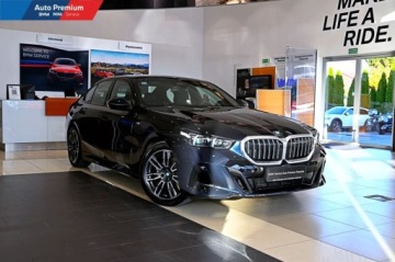 BMW Seria 5 G90-91 Touring 2.0 520d 197KM 2024 BMW Seria 5 520d xDriveFV23Adaptacyjny Reflektor LEDM Pakiet SportAlcantara