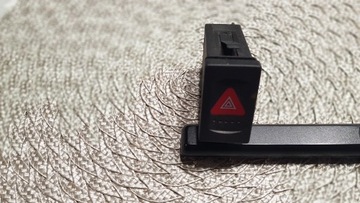 PASSAT B5 przełącznik awaryjnych 3B0953235E