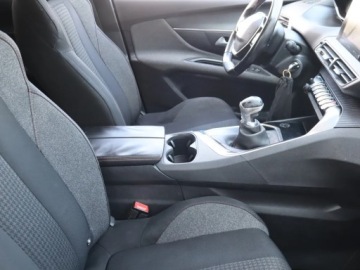 Peugeot 3008 II Crossover 2.0 BlueHDi 150KM 2017 Peugeot 3008 2.0 HDi, Navi, Klima, Klimatronic, zdjęcie 8