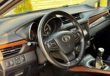 Toyota Avensis III Sedan Facelifting 2015 2.0 D-4D 143KM 2016 Toyota Avensis Toyota Avensis 2.0 D-4D Premium 2.0 Diesel 143KM, zdjęcie 9
