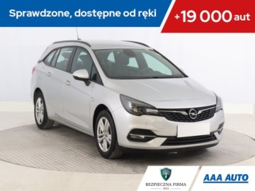 Opel Astra K Sportstourer Facelifting 1.2 Turbo 110KM 2020 Opel Astra 1.2 Turbo, Salon Polska, Serwis ASO