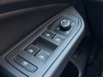 Volkswagen Golf VIII R Variant 2.0 TSI 320KM 2022 Volkswagen Golf Variant R 4Motion 320KM, ACC, APP, Harman Kardon, Ambiente, zdjęcie 21